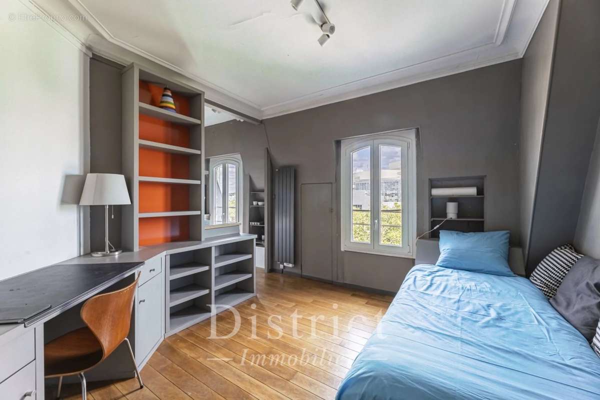 Appartement à PARIS-4E