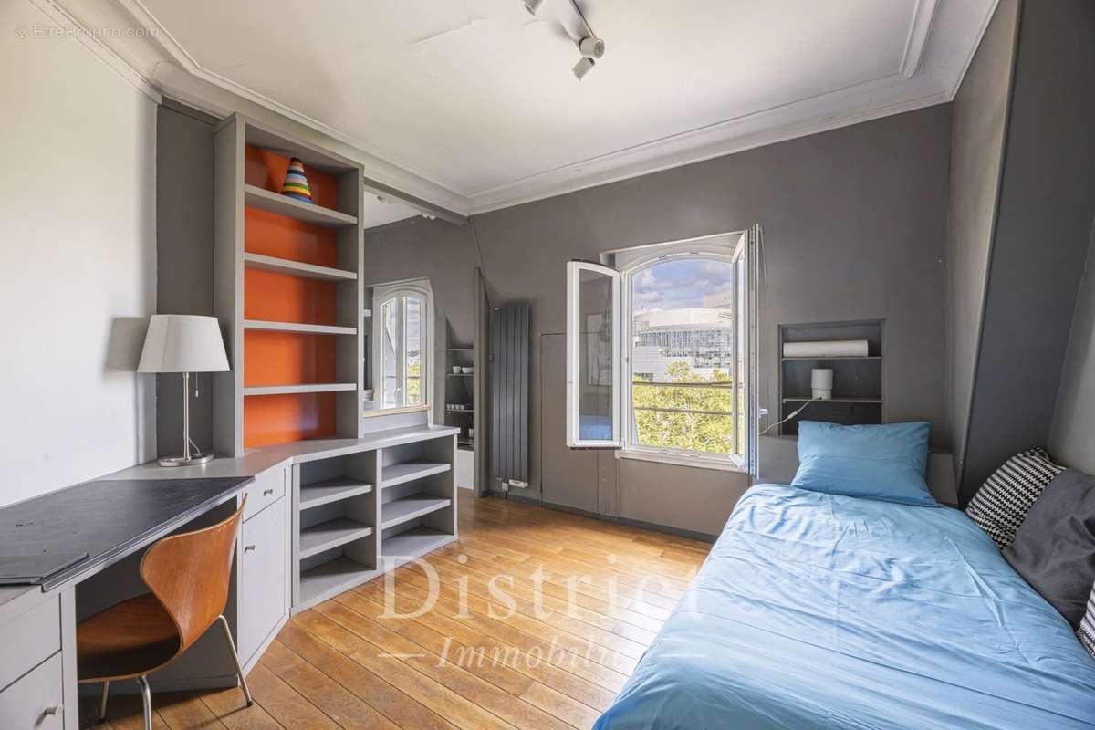 Appartement à PARIS-4E