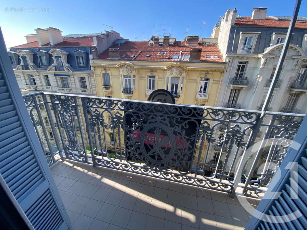 Appartement à MENTON