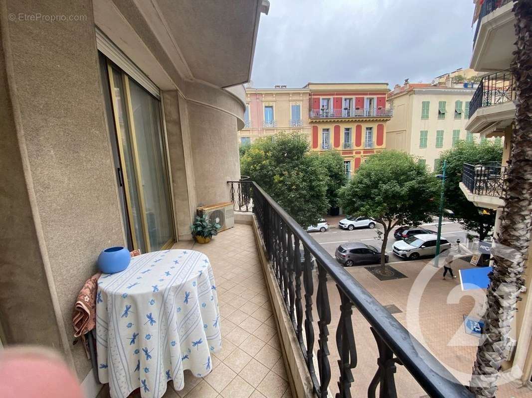 Appartement à MENTON