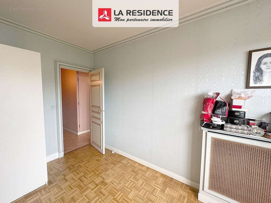 Appartement à STAINS