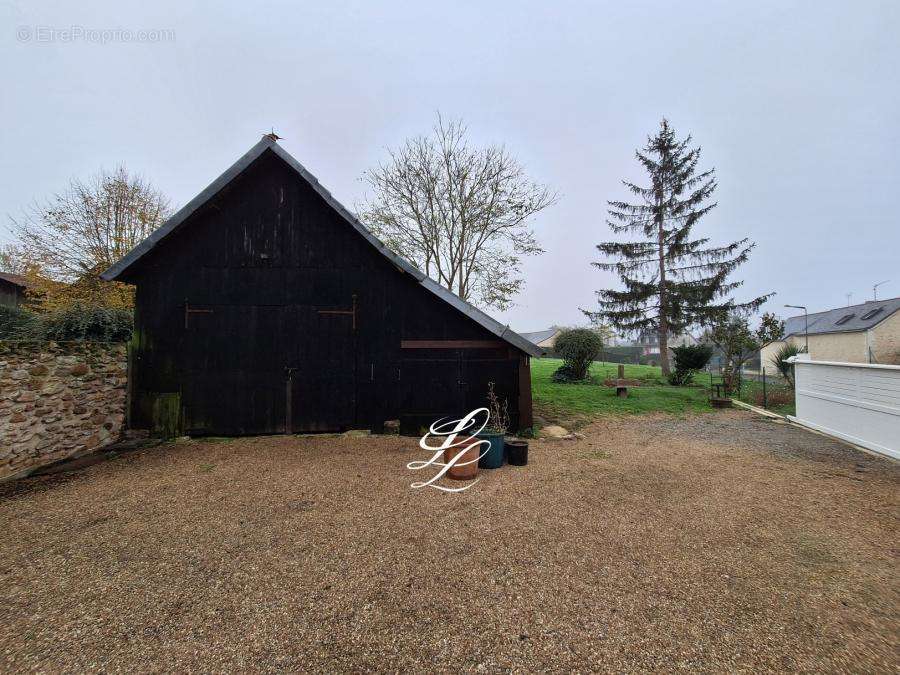 Maison à BAUGE