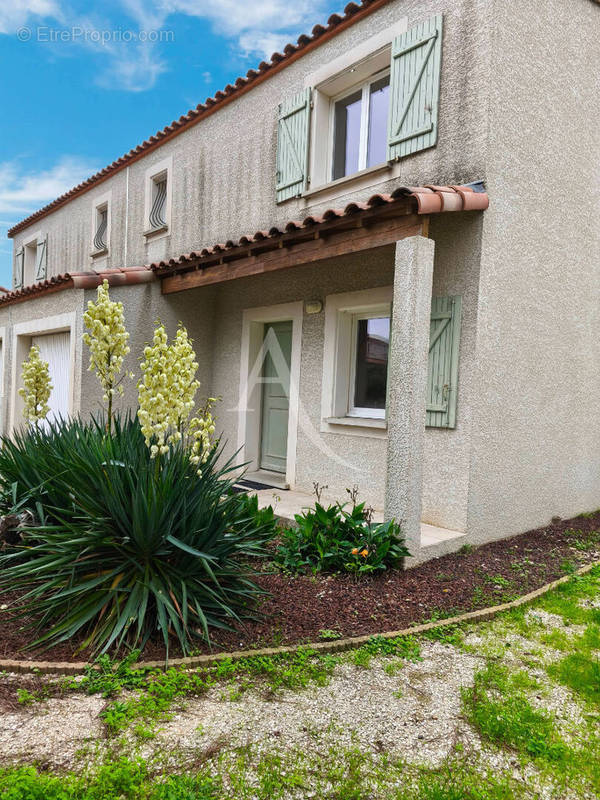 Maison à MONTREDON-DES-CORBIERES