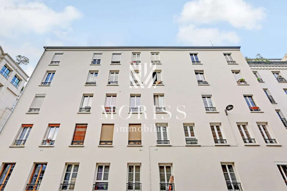 Appartement à PARIS-11E