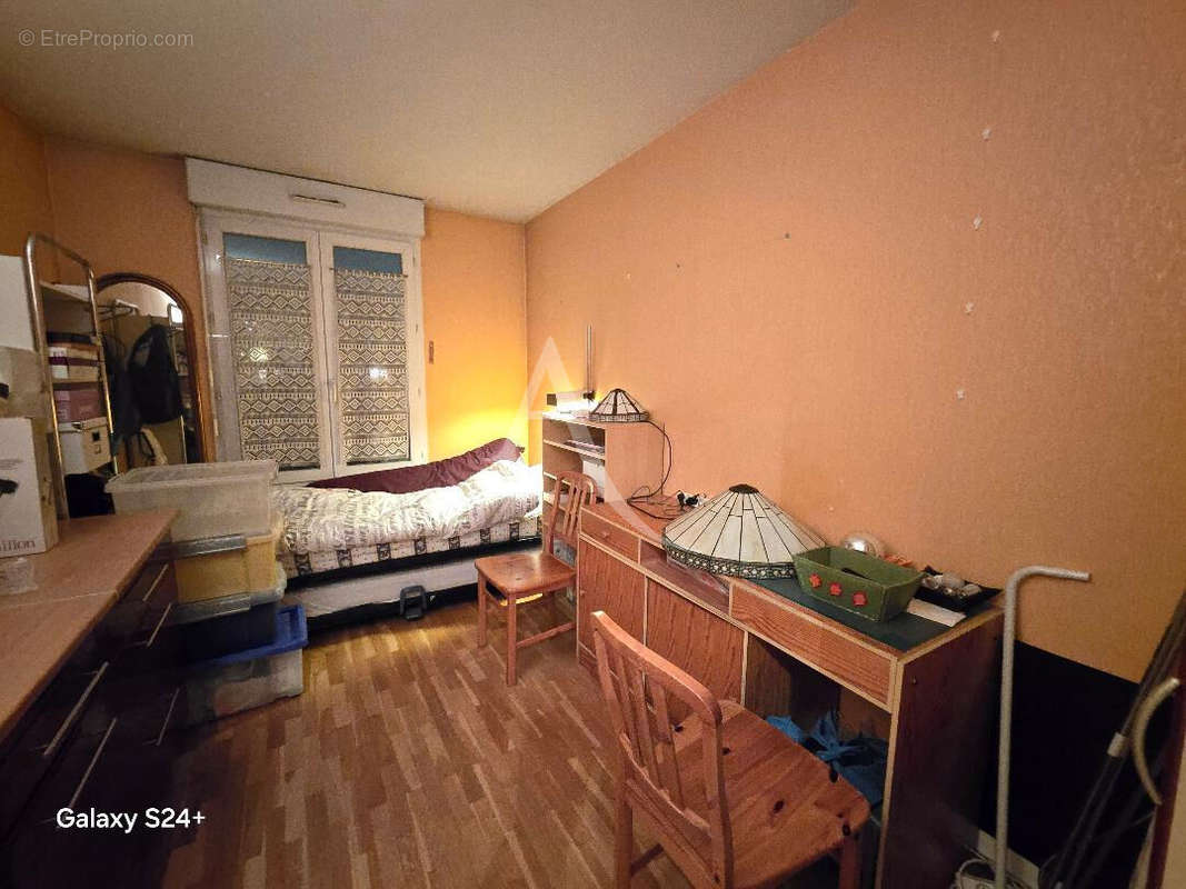 Appartement à PARIS-20E