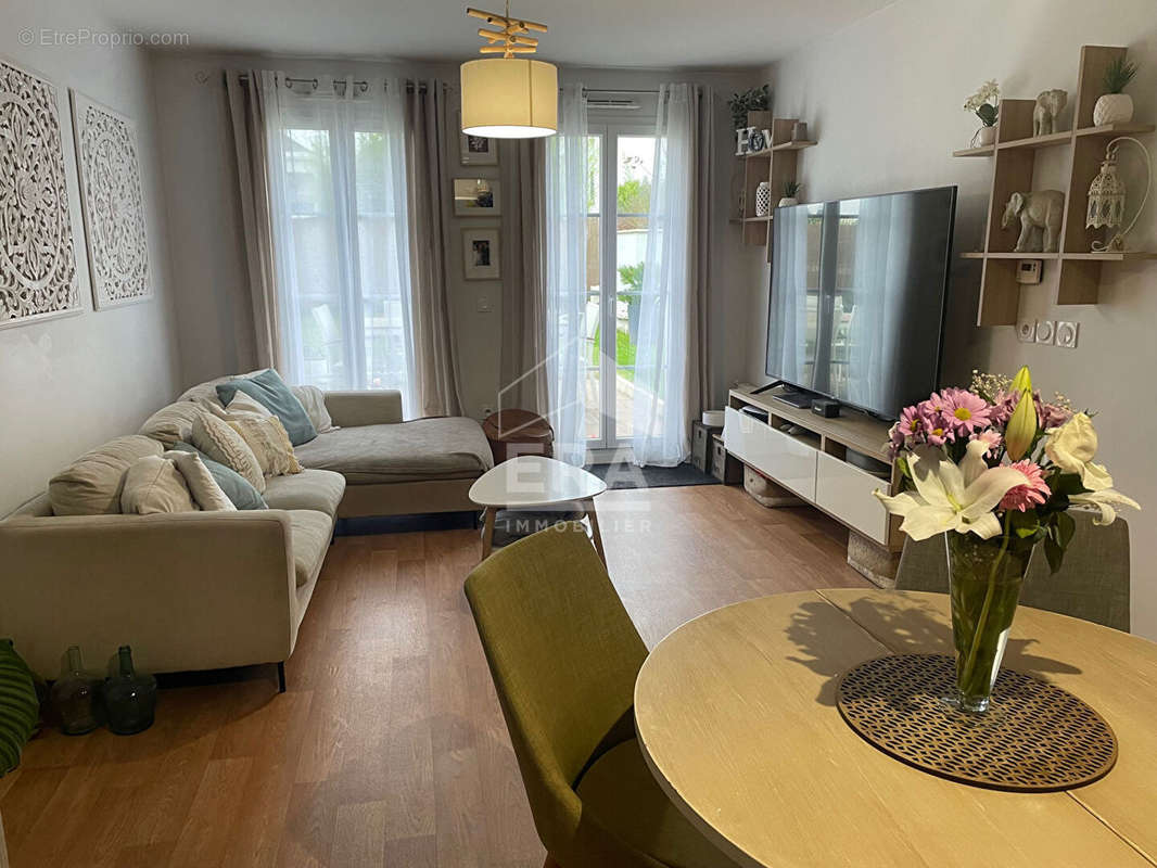 Appartement à SAINT-PIERRE-DU-PERRAY