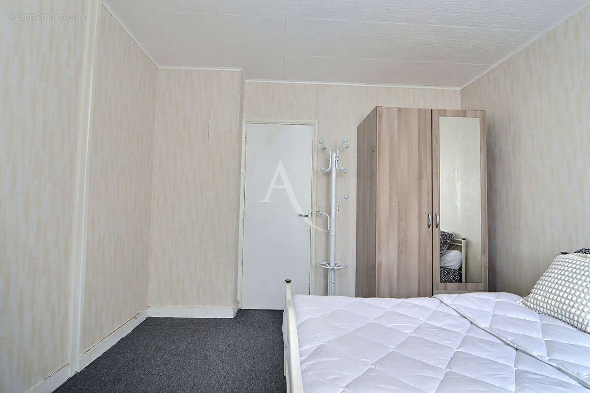 Appartement à AUBERVILLIERS