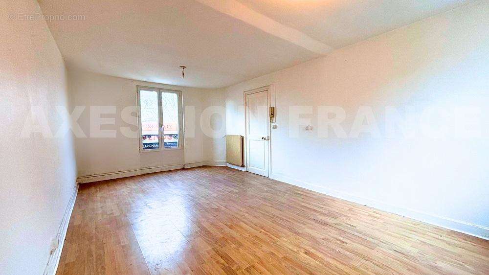 2 - Appartement à VILLENEUVE-SAINT-GEORGES