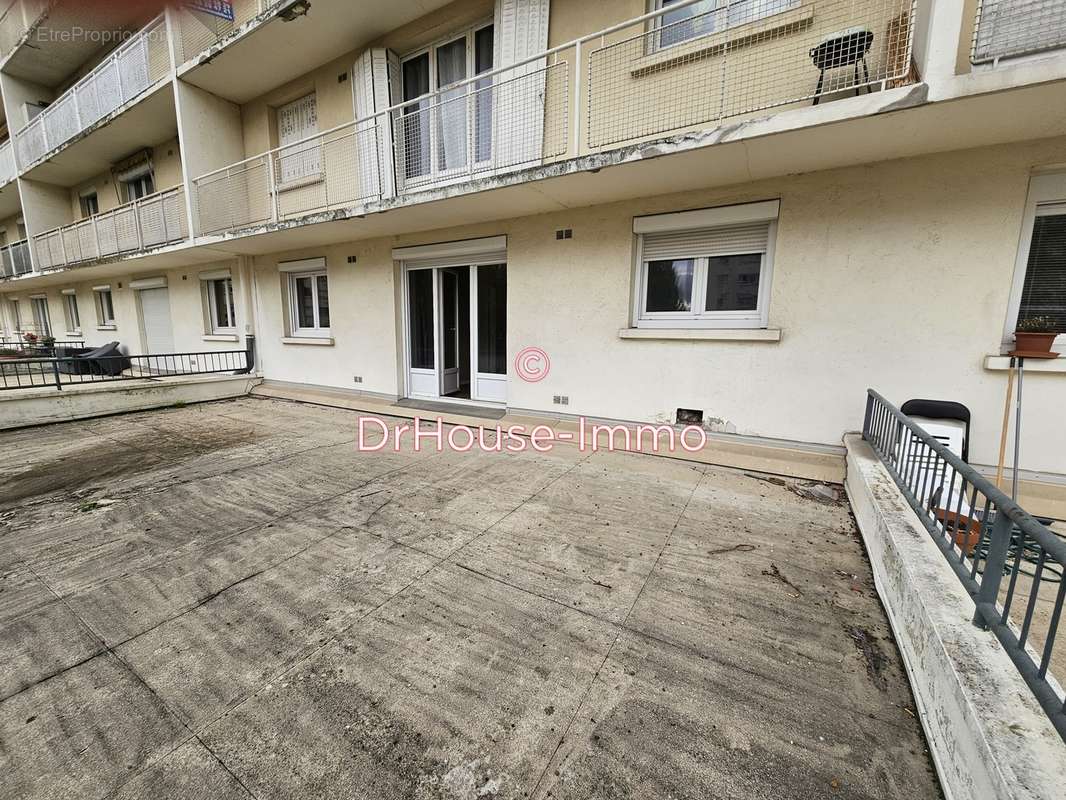 Appartement à SAINT-ANDRE-LES-VERGERS