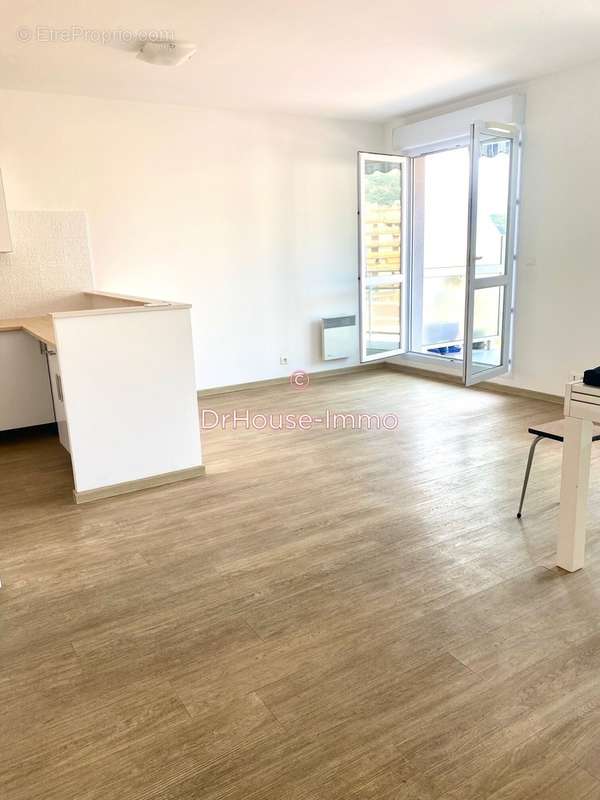 Appartement à ROQUEBRUNE-CAP-MARTIN