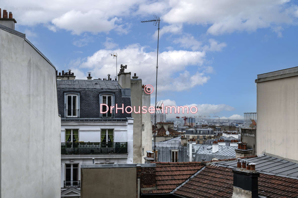 Appartement à PARIS-18E