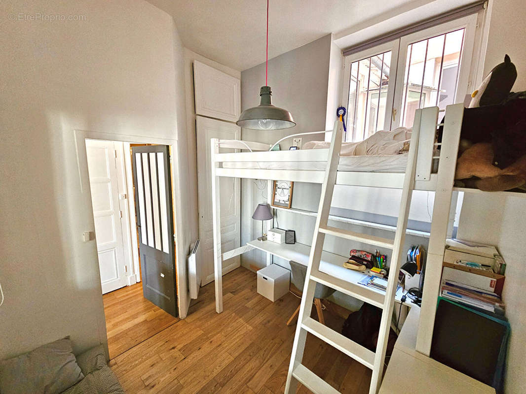 Appartement à LYON-1E