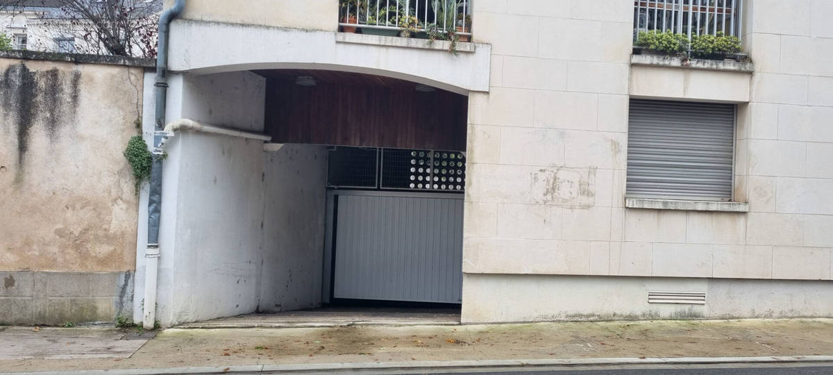 Parking à POITIERS