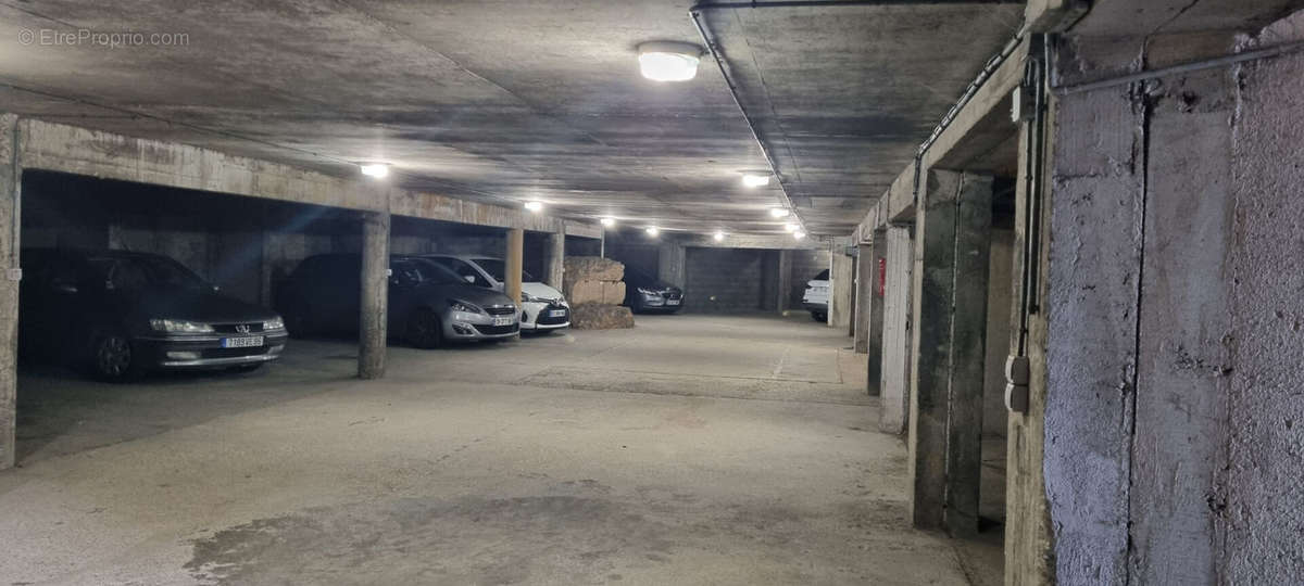 Parking à POITIERS