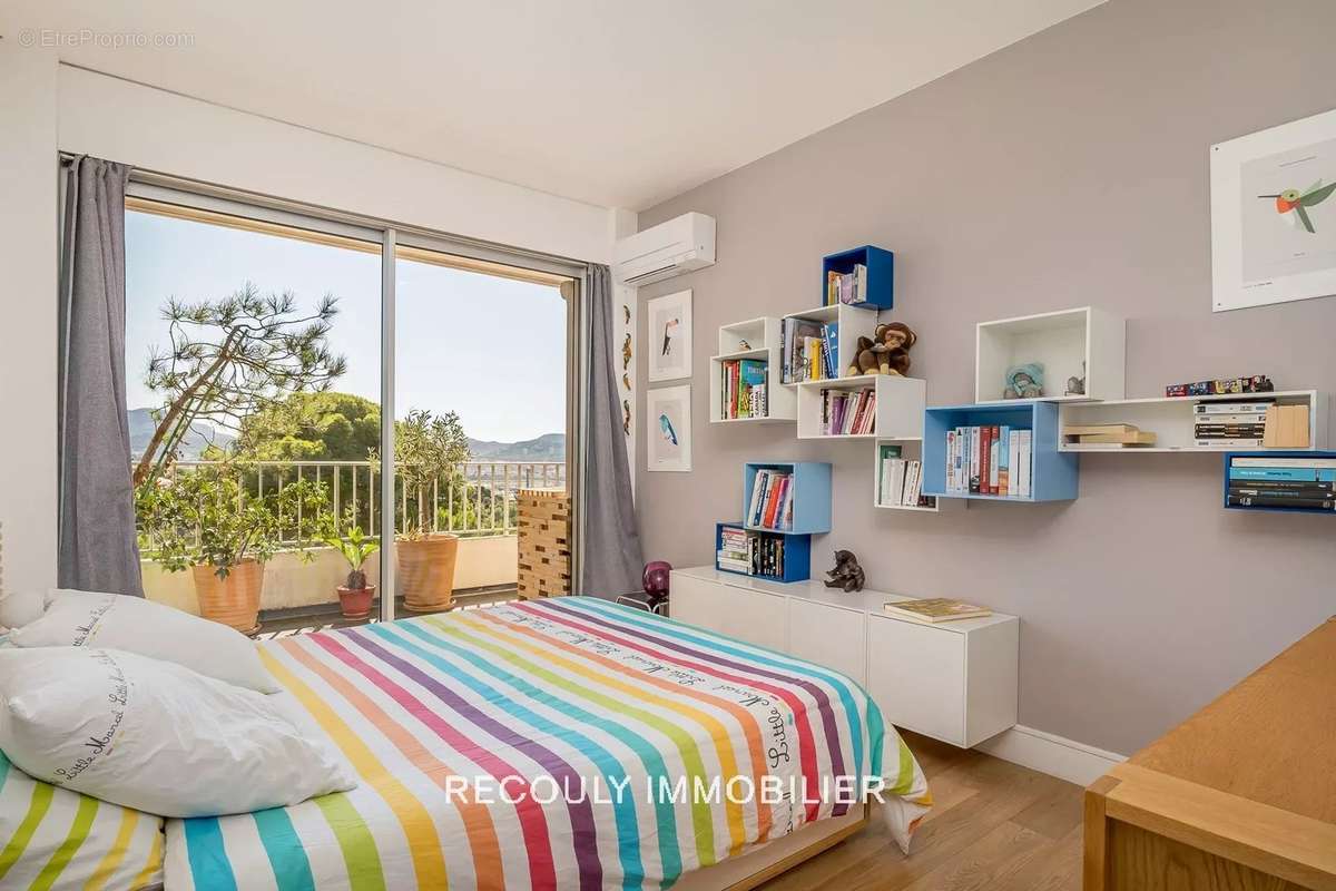 Appartement à MARSEILLE-7E