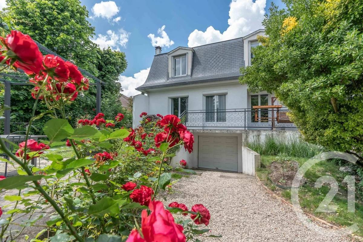 Maison à VILLIERS-SUR-MARNE