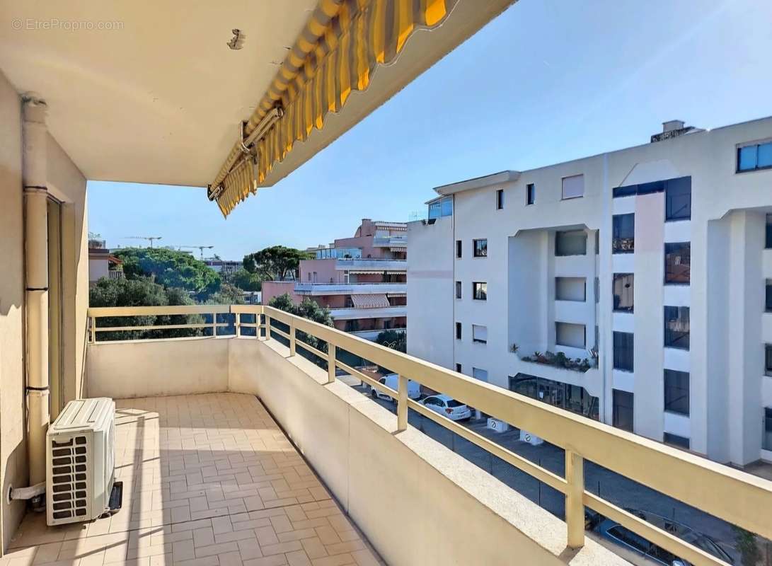 Appartement à CAGNES-SUR-MER