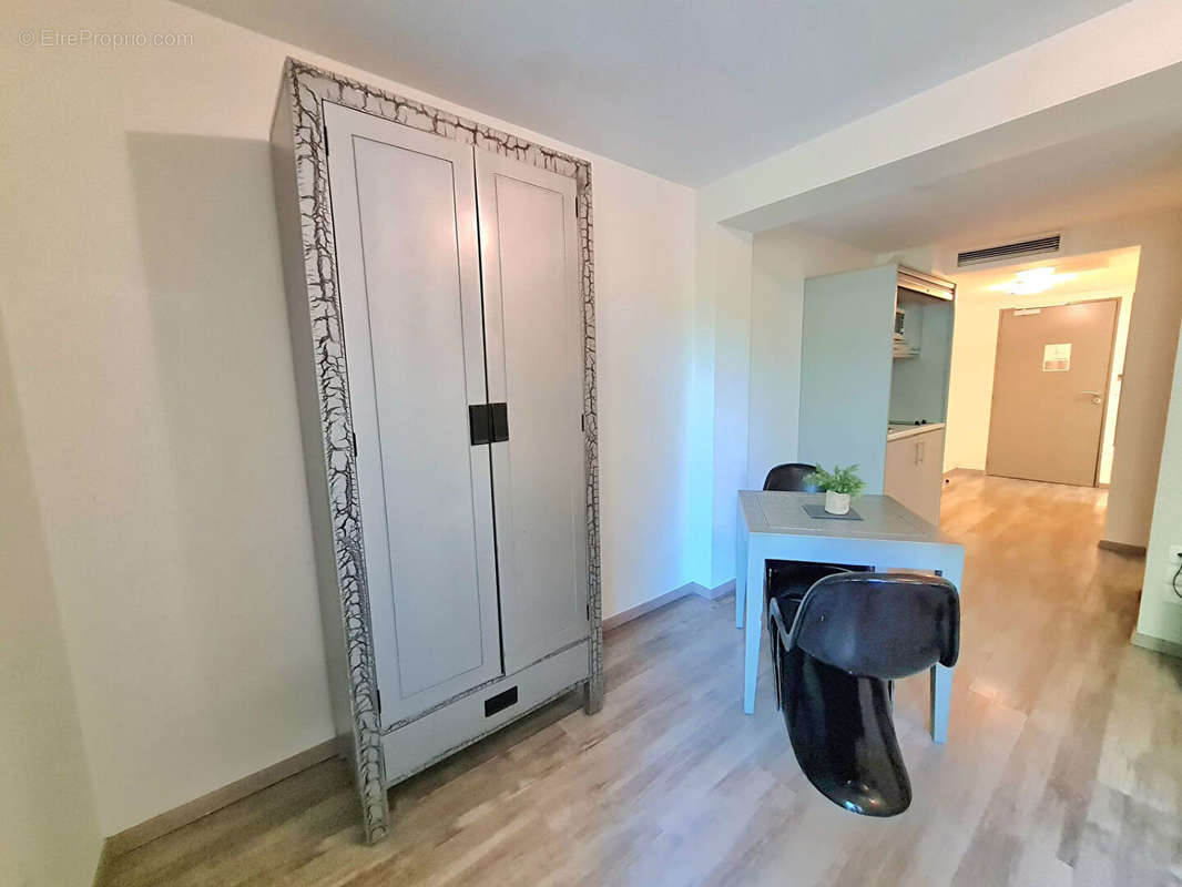 Appartement à CARRY-LE-ROUET