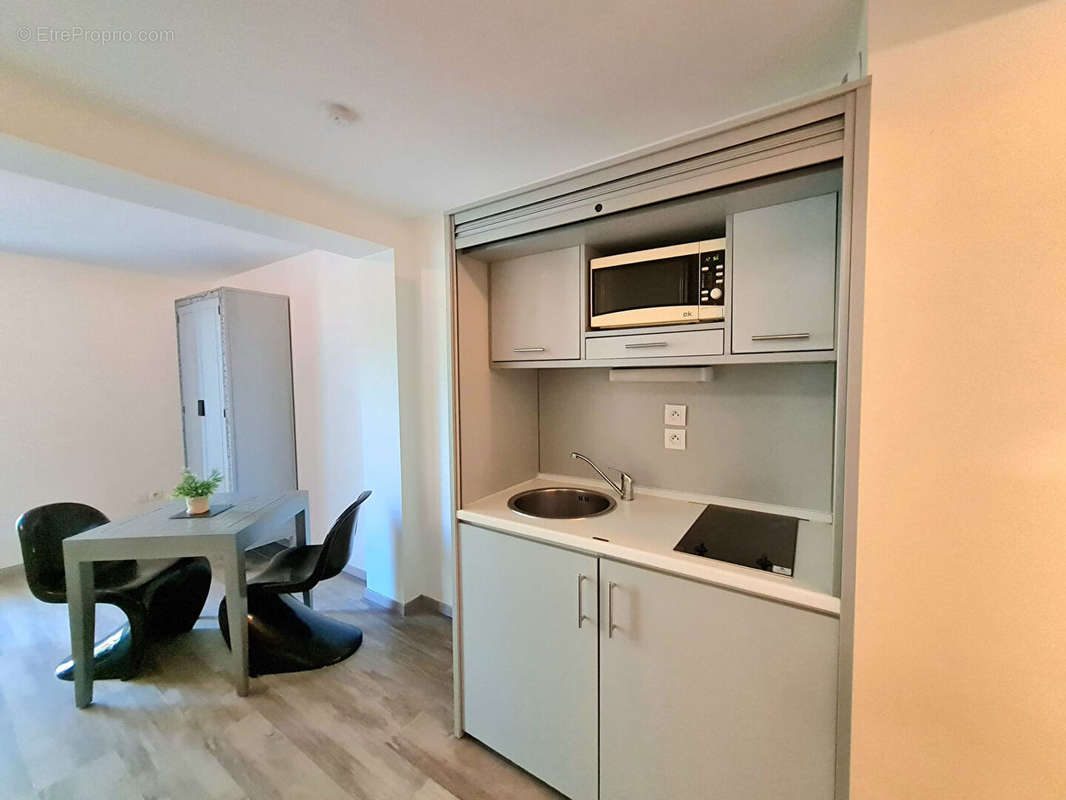 Appartement à CARRY-LE-ROUET