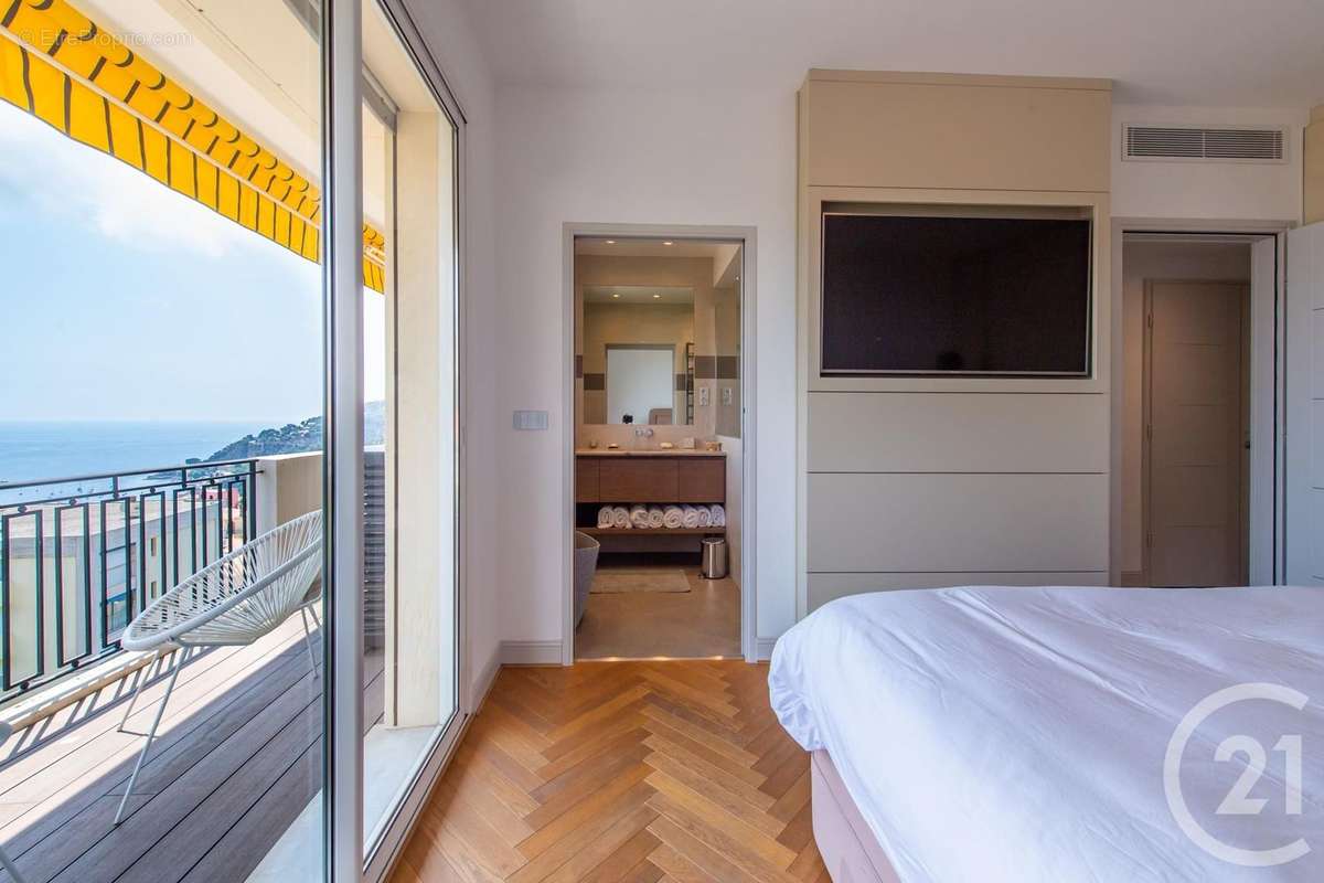 Appartement à VILLEFRANCHE-SUR-MER