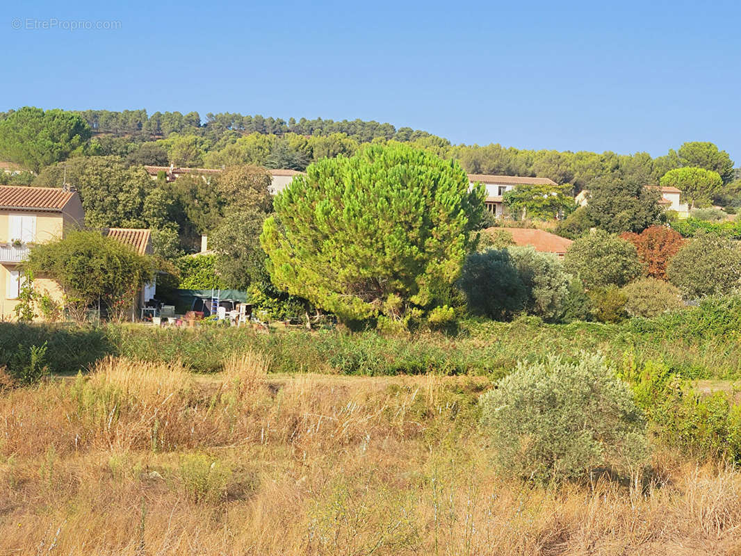 Appartement à VILLELAURE