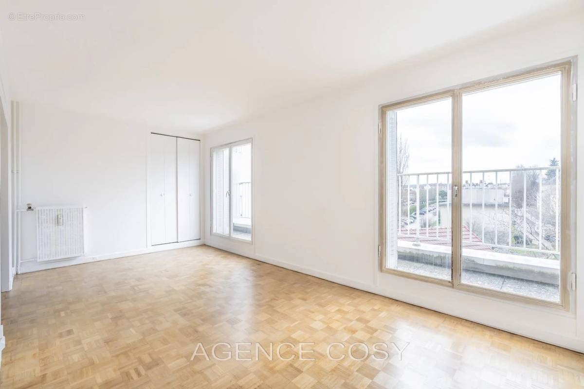 Appartement à VERSAILLES