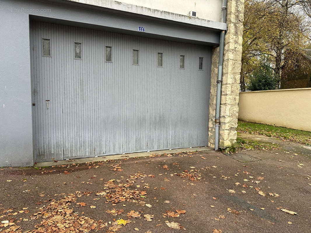 Parking à LISIEUX