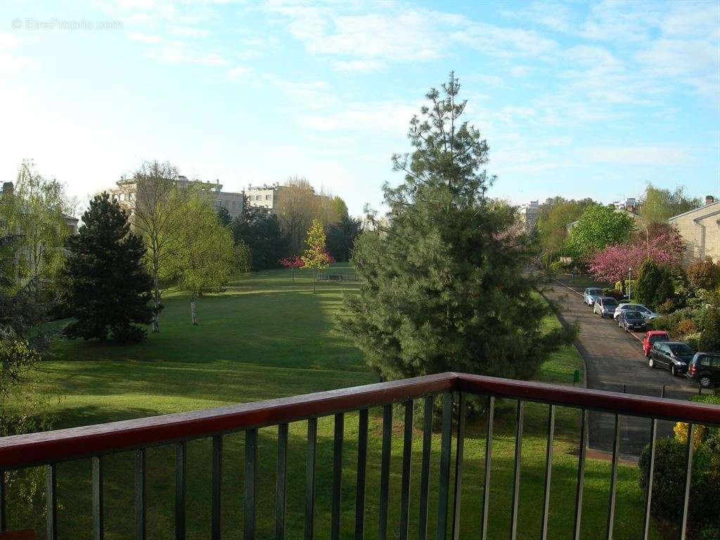 Appartement à GARCHES