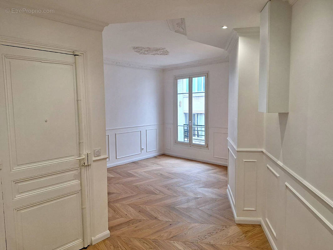 Appartement à PARIS-20E