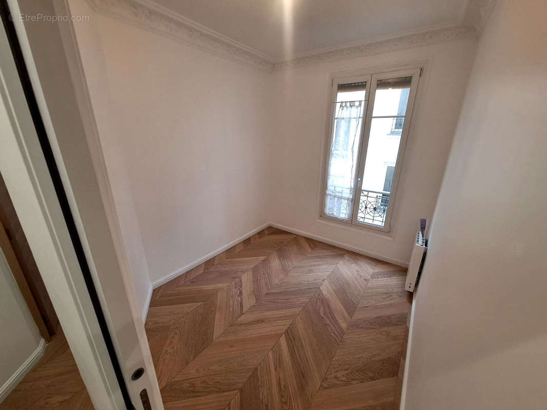 Appartement à PARIS-20E