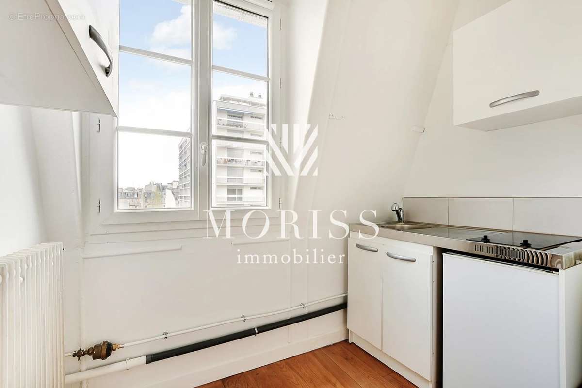 Appartement à PARIS-18E