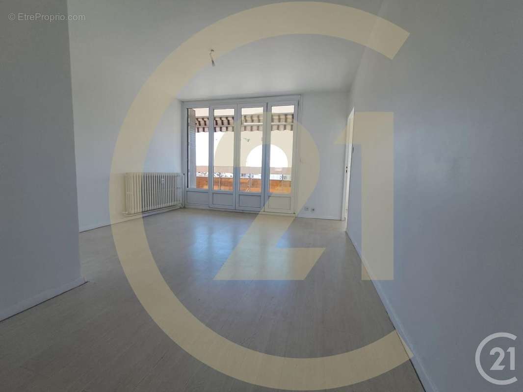 Appartement à LYON-8E