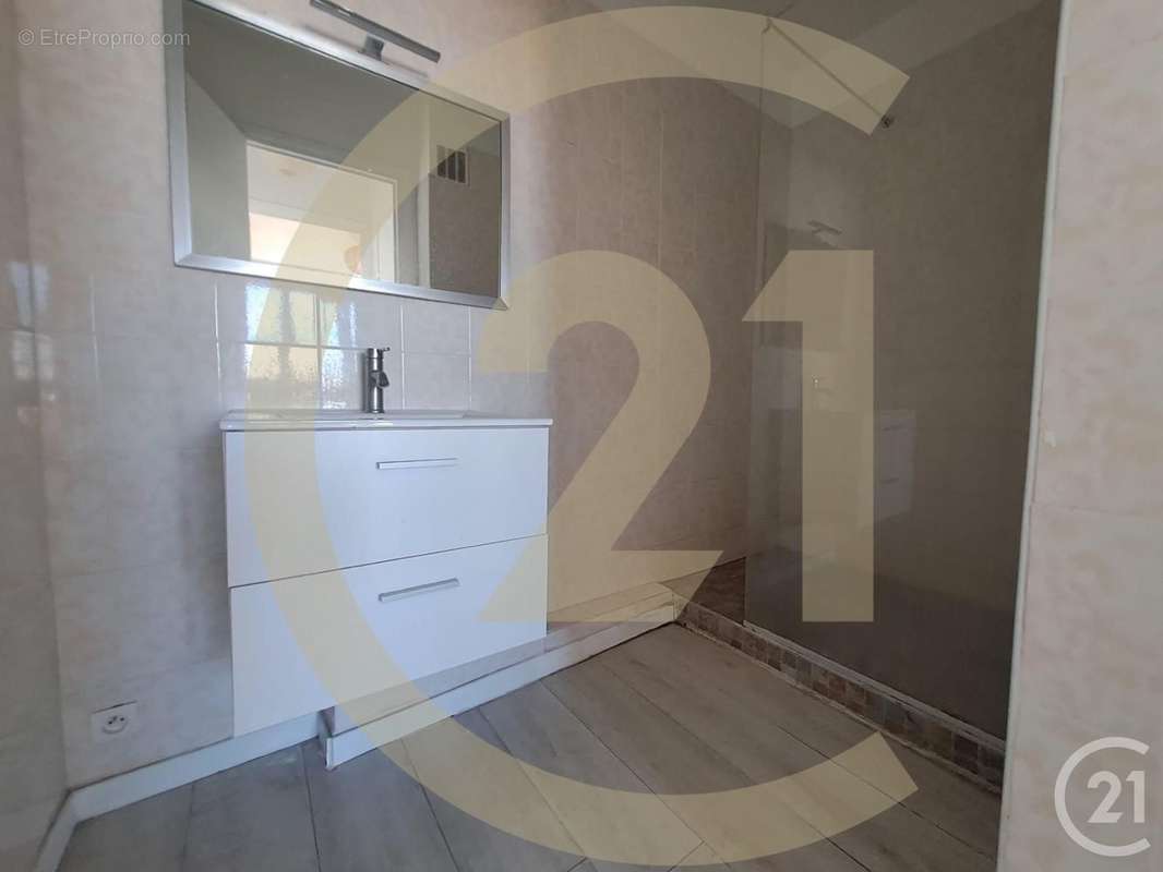 Appartement à LYON-8E