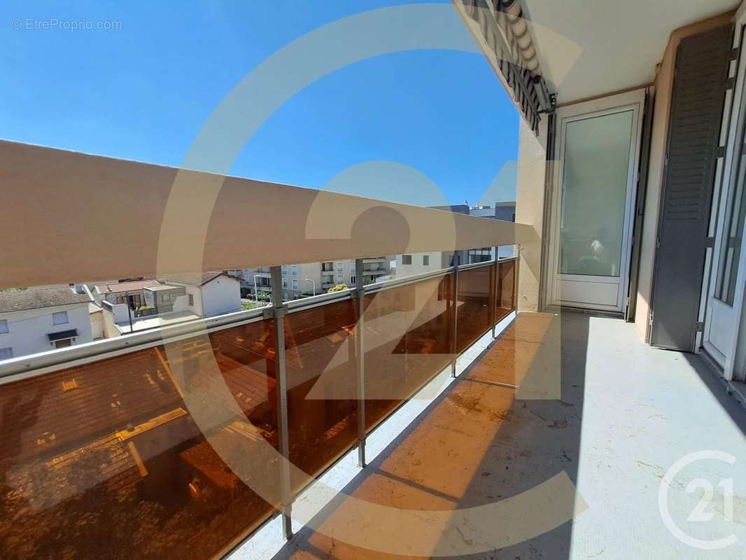 Appartement à LYON-8E