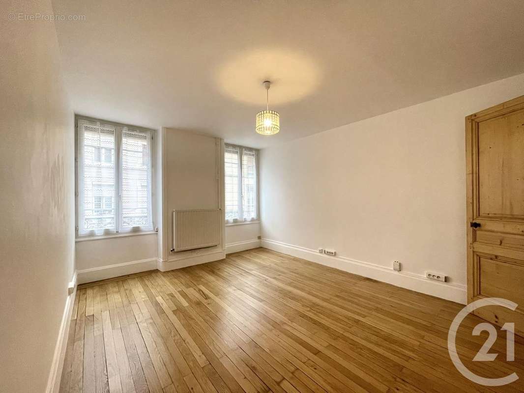 Appartement à VILLEURBANNE