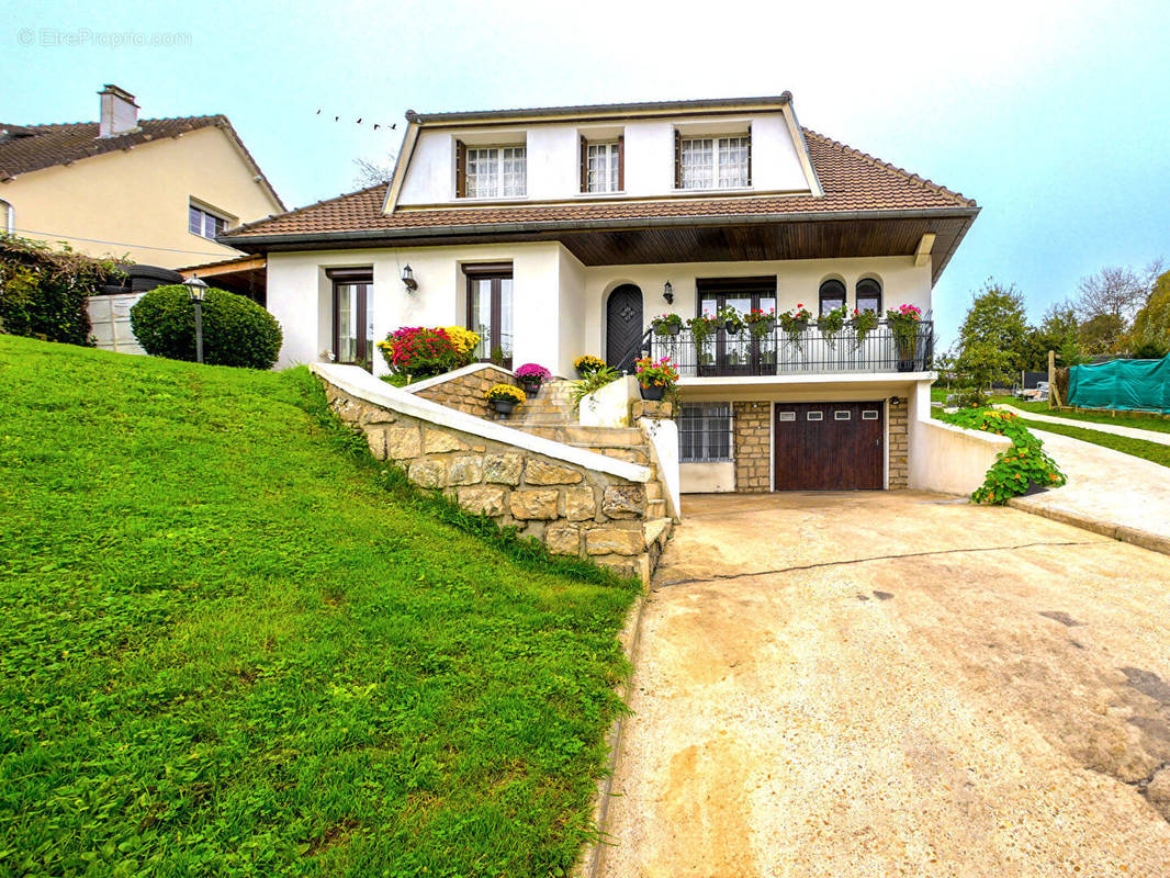 Maison à NANTEUIL-LES-MEAUX