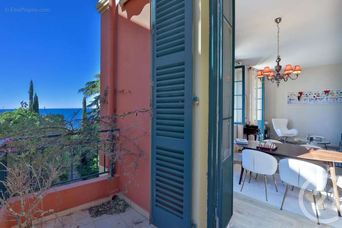 Appartement à NICE