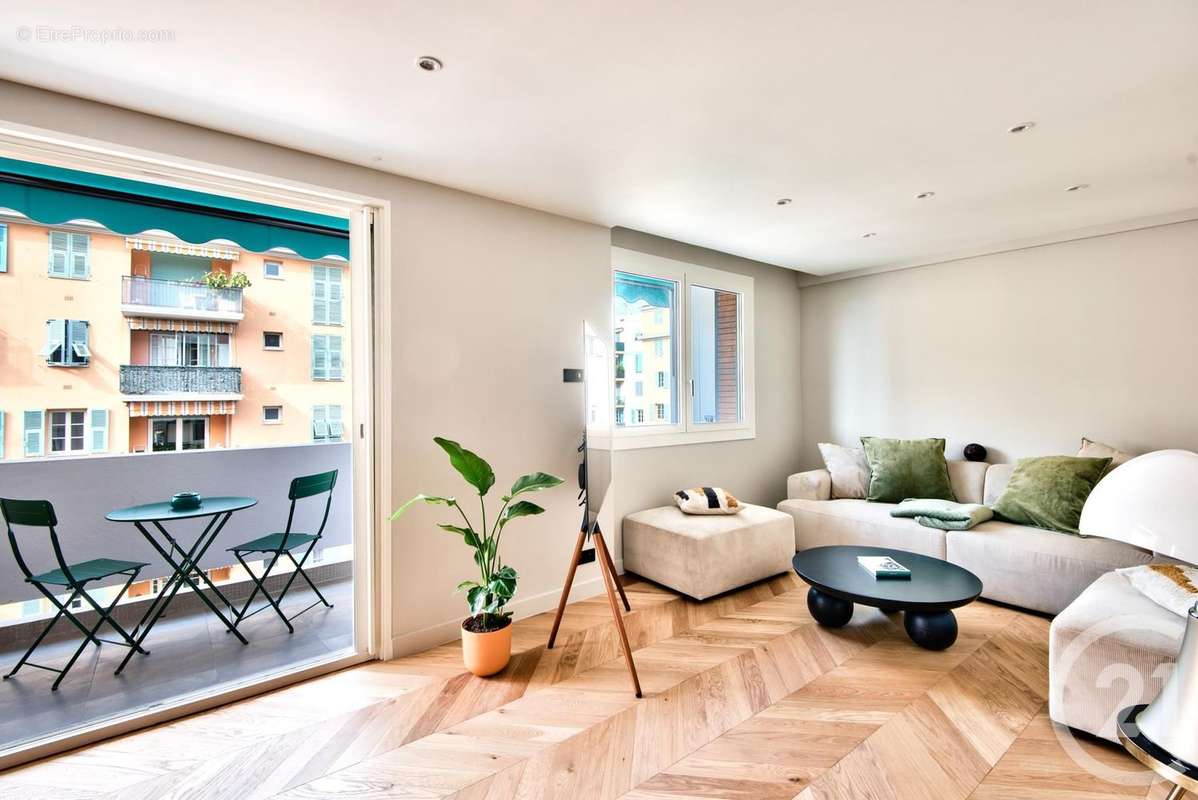 Appartement à NICE