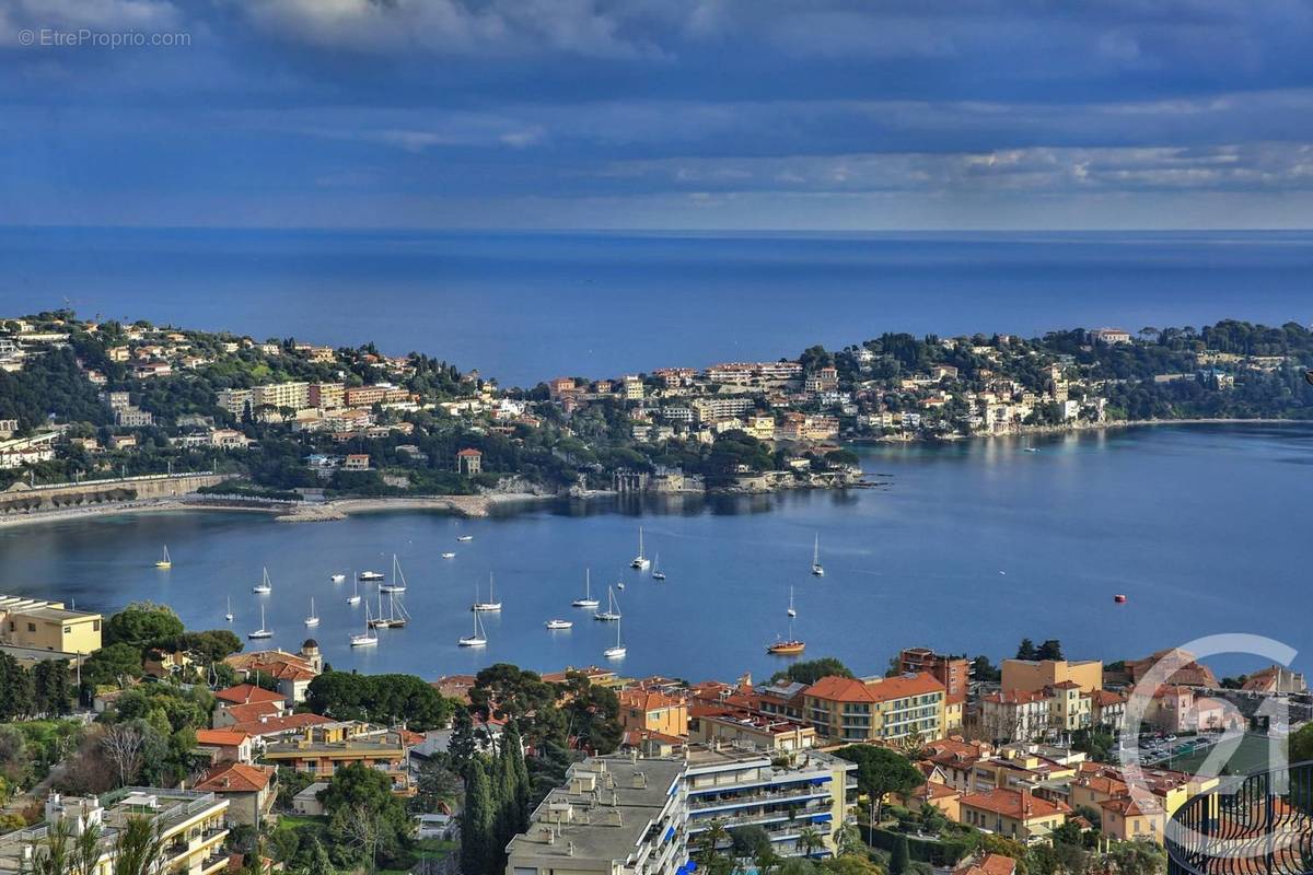 Appartement à VILLEFRANCHE-SUR-MER