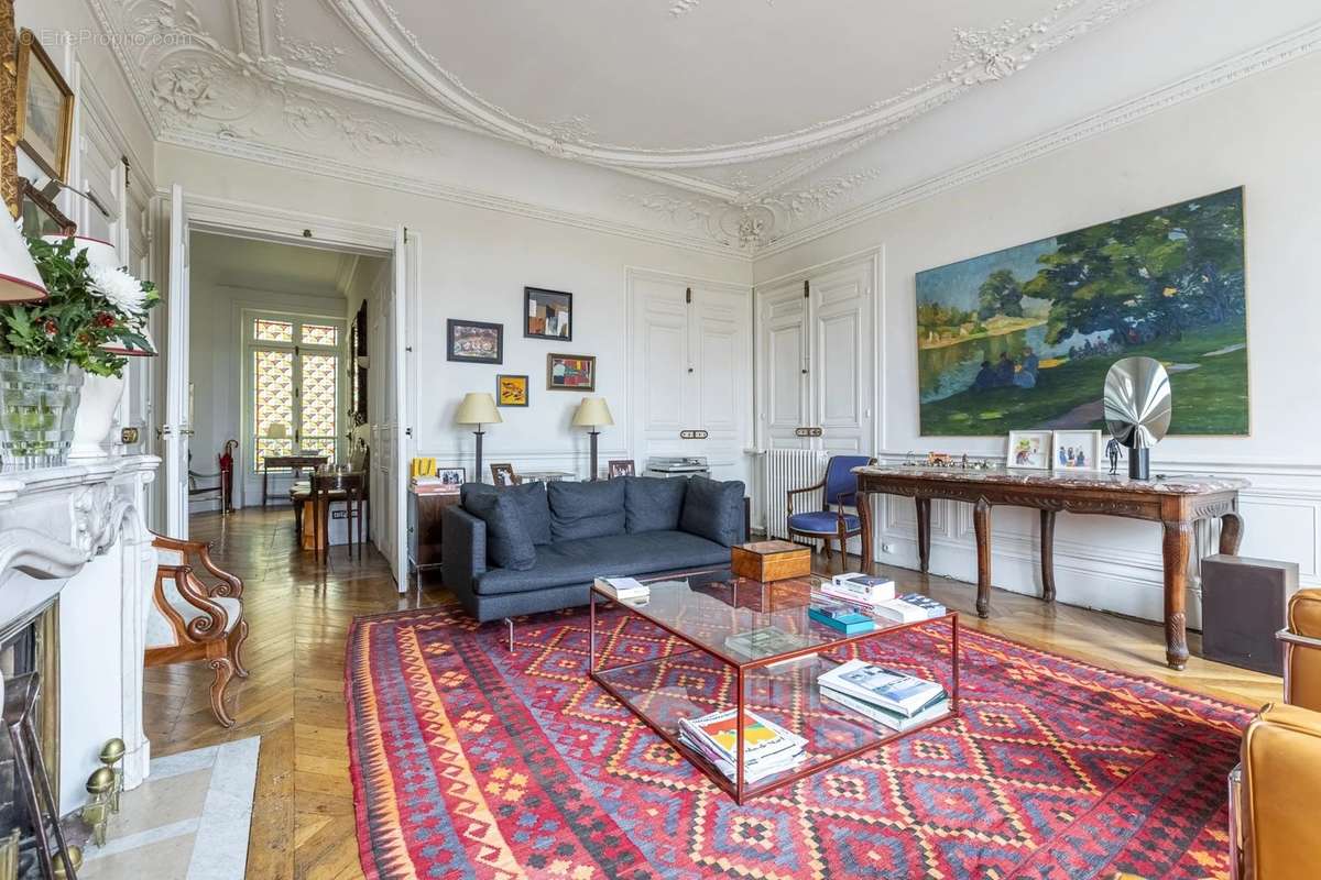 Appartement à PARIS-5E