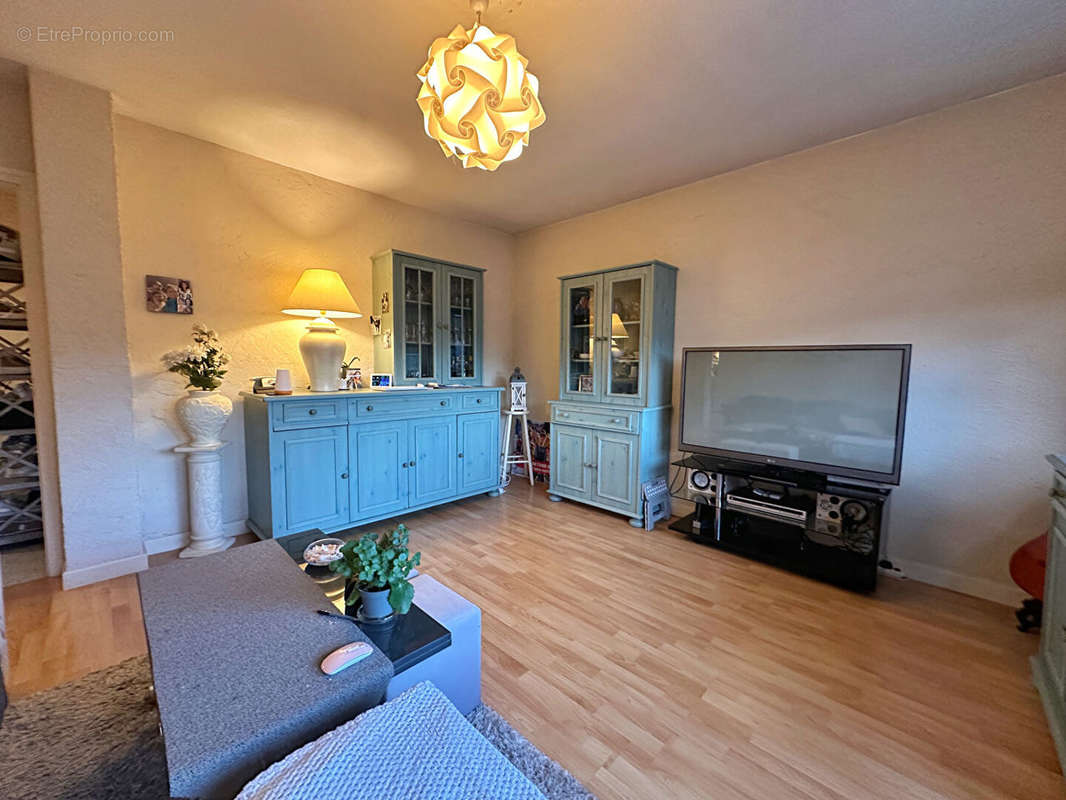 Appartement à BASSENS