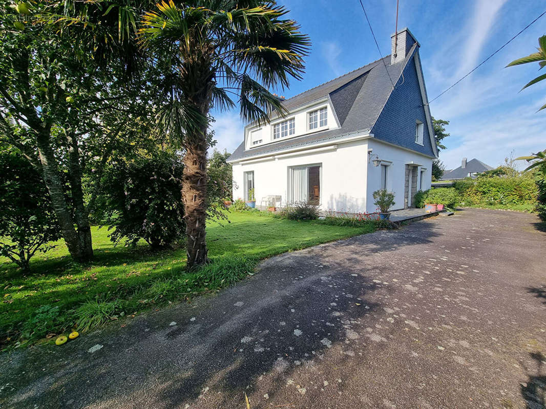 Maison à BAYE