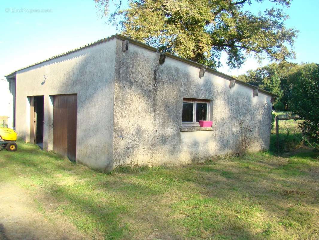 Maison à SAINT-SECONDIN