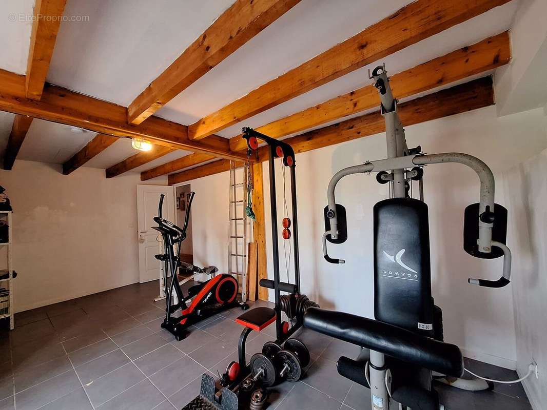 GYM - Maison à MONLEON-MAGNOAC