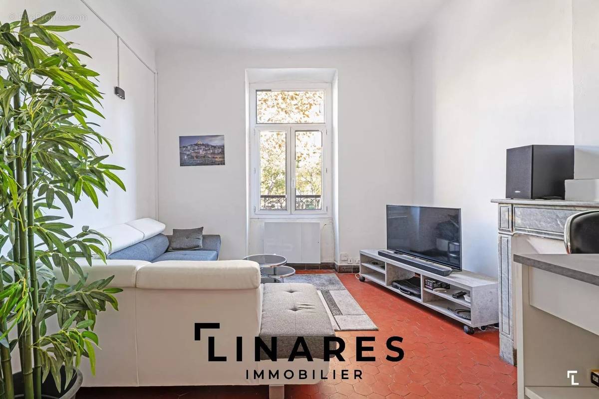 Appartement à MARSEILLE-6E