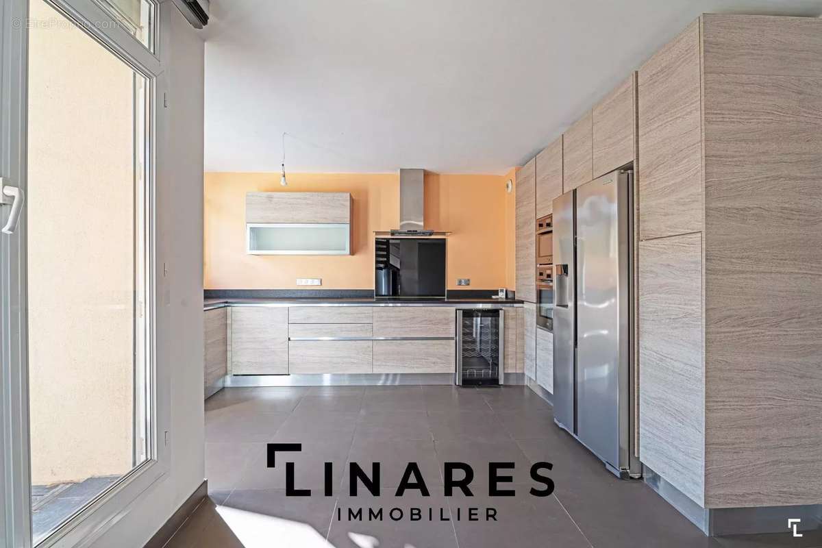 Appartement à MARSEILLE-9E