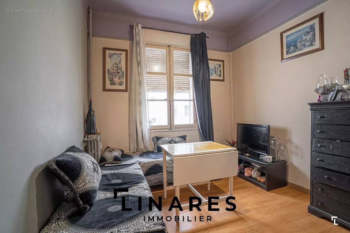 Appartement à MARSEILLE-7E