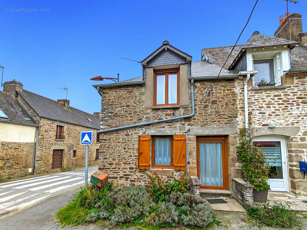 Maison à LA BOUSSAC