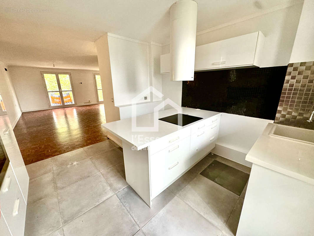 Appartement à MAISONS-LAFFITTE