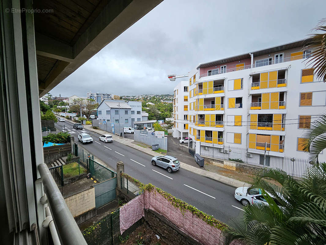 Appartement à SAINT-DENIS